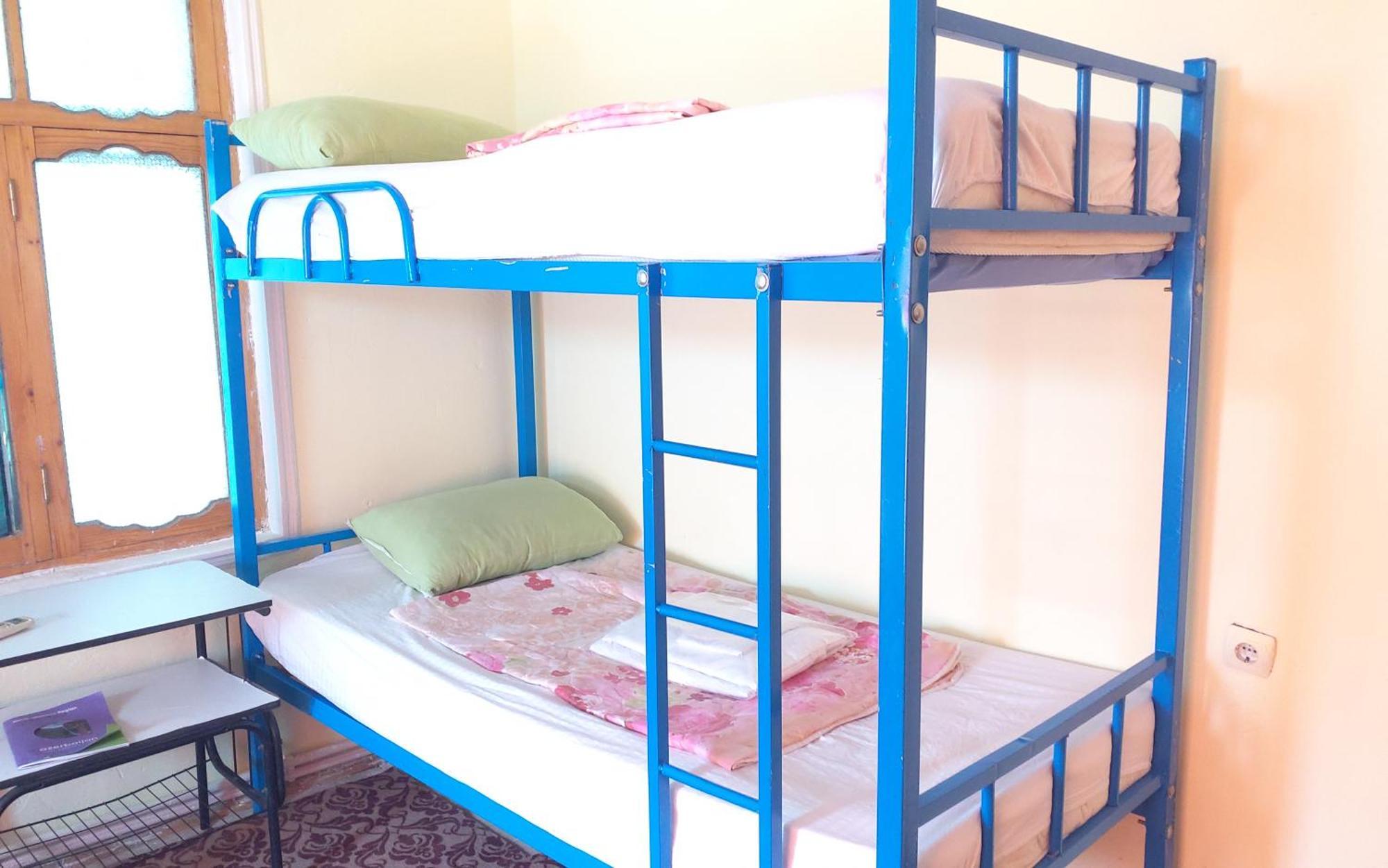 Canal Hostel Şǝki Eksteriør billede
