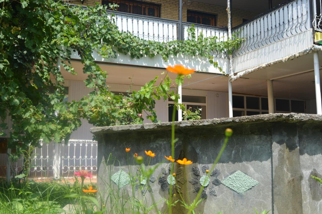 Canal Hostel Şǝki Eksteriør billede