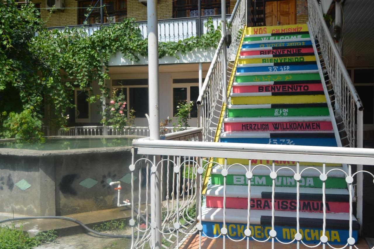 Canal Hostel Şǝki Eksteriør billede