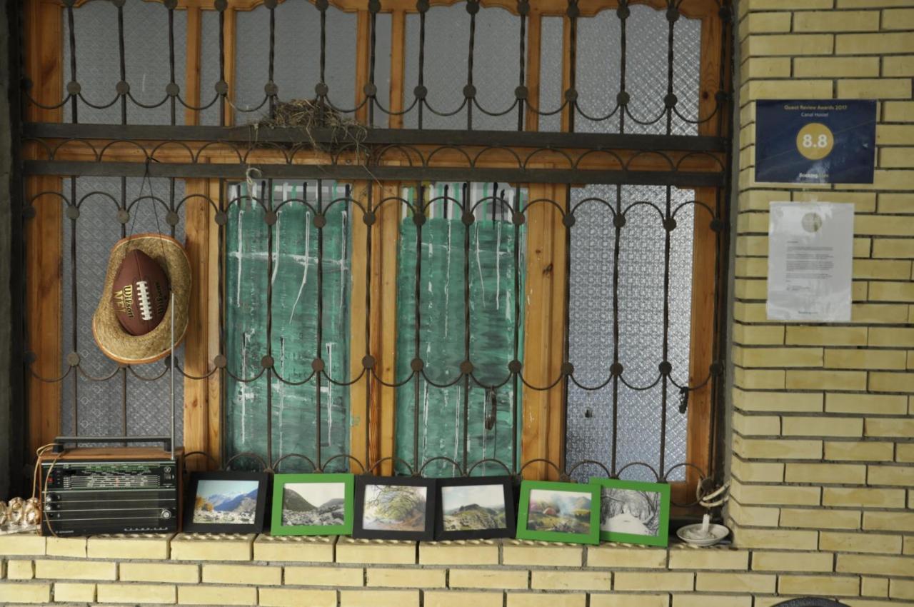 Canal Hostel Şǝki Eksteriør billede