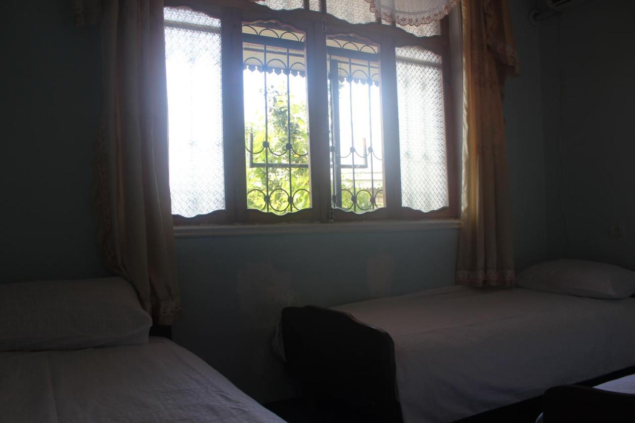 Canal Hostel Şǝki Eksteriør billede